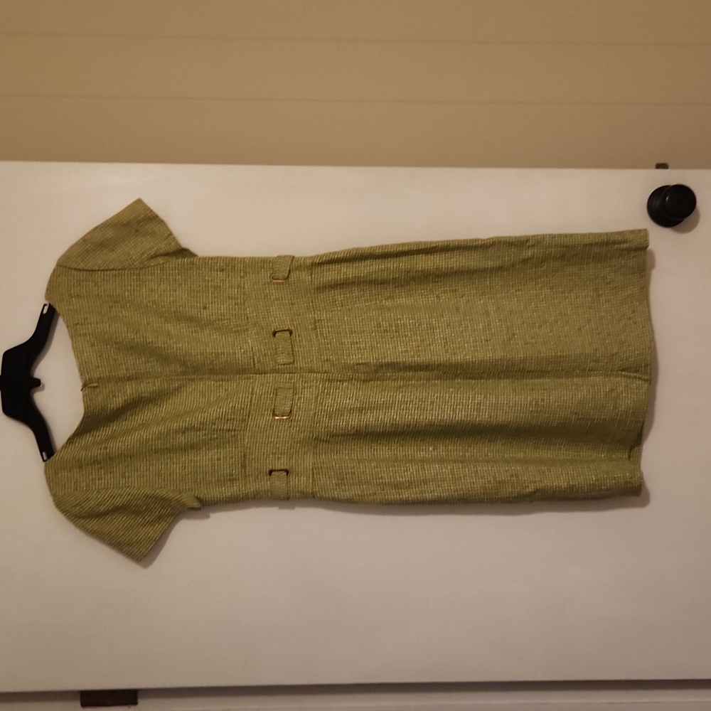 Dress - Picture 2 of 2